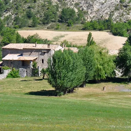 Le Hameau Des Liesses Châteauneuf-Miravail
